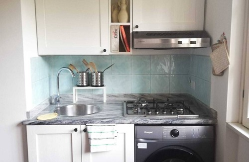 Quartiere XXIX Ponte Mammolo Apartment | Cozy apartment surrounded by greenery and tranquility