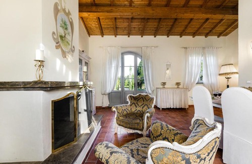 Lucignano House | Cozy Cottage with Pool in Tuscany