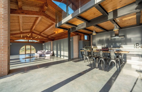 Torgiano Villa | Cozy country loft with pool, private spa and unique views of Assisi