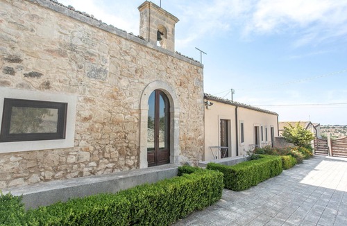 Ragusa House | Cozy home in Ragusa with swimming pool