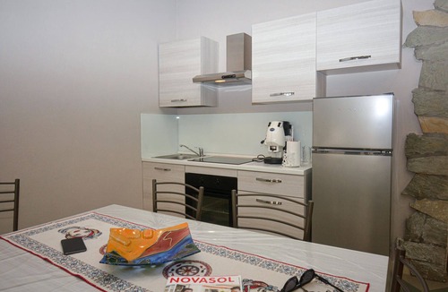 Solarino House | Cozy home in Solarino with WiFi