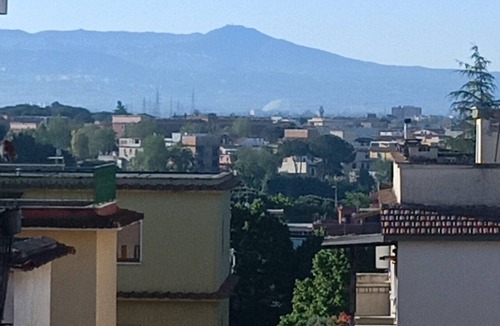 Quartiere XXIX Ponte Mammolo Apartment | Cozy Studio near Rome’s Center and Transport with a View