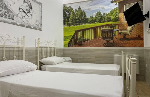 Grottaglie Apartment | Cozy vacation apartment in a family-friendly vacation complex.