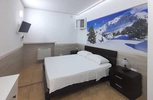 Grottaglie Apartment | Cozy vacation apartment in a family-friendly vacation complex.