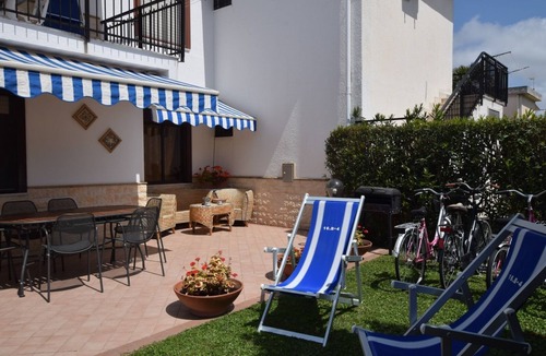 Botricello House | COZY VACATION HOME IN BOTRICELLO