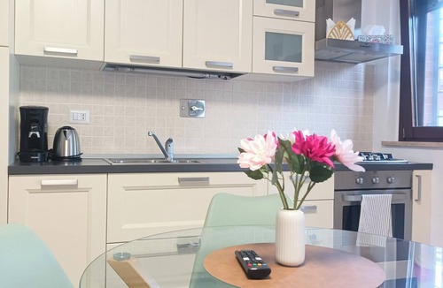 Frattocchie Apartment | Cristine's House - Elegant Holiday Home between Rome and Castelli Romani