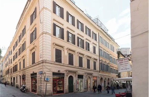 Rione IV Campo Marzio Apartment | Croce Palace unit 6 - near Piazza di Spagna