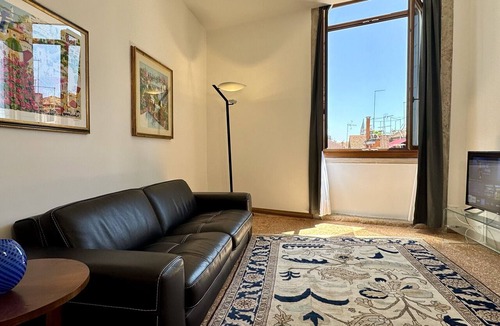San Polo Apartment | Da Mosto Palace (Historical Center)