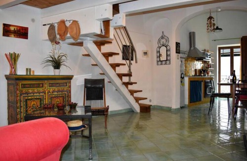 Chiesa Nuova Apartment | De Vivo Realty - Casa Alma Positano
