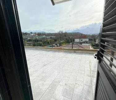 Frosinone Apartment | Delizioso VINTAGE CON TERRAZO