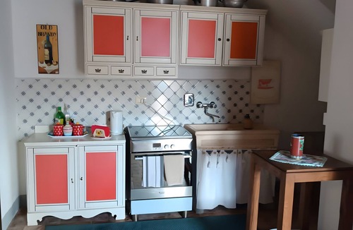 Sant'Anatolia di Narco Apartment | 'Dependance Del Casale Rosso' with Pool, Private Garden and Wi-Fi