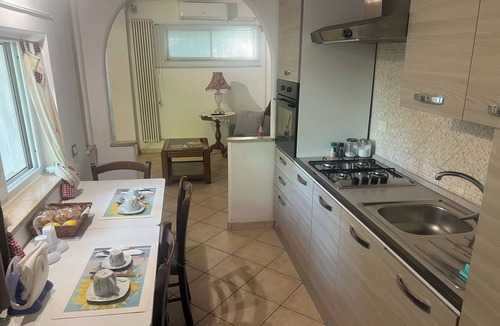 Zona XXXIV Casal Palocco House | Dependance near Rome - 10 min from the sea - Garden and easy parking
