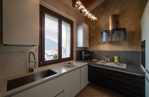 Sulzano Apartment | DIAMOND SUITE