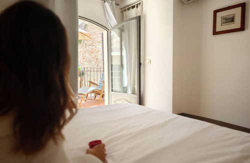 Fano Apartment | Dimora Castracane - House in historic building from 1400 with cloister, balcony and private parking space