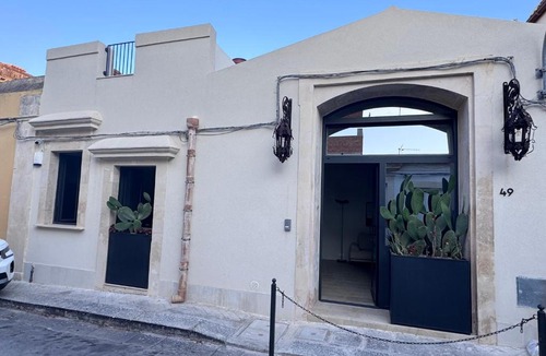 Noto Historic Centre Villa | Dimora Crocefisso