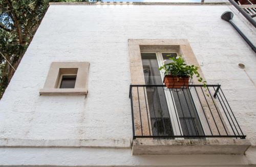 Gioia del Colle Apartment | Dimora del Castellano CASA SATURNO