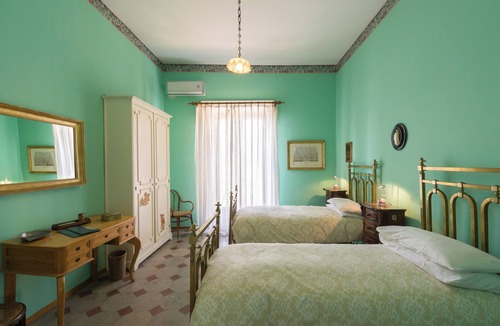 Venafro House | Dimora del Prete di Belmonte - Bed & Breakfast