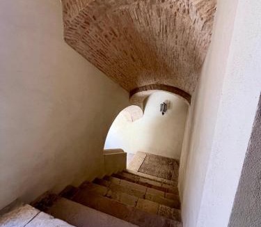 Serracapriola House | Dimora Palazzo De Luca - Intra Alborgodiffuso - Loft di Charme del 700 con Vasca doppia e Camino