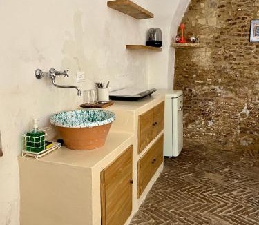 Serracapriola House | Dimora Ventura, Intra Alborgodiffuso, con pavimento originale del 1300