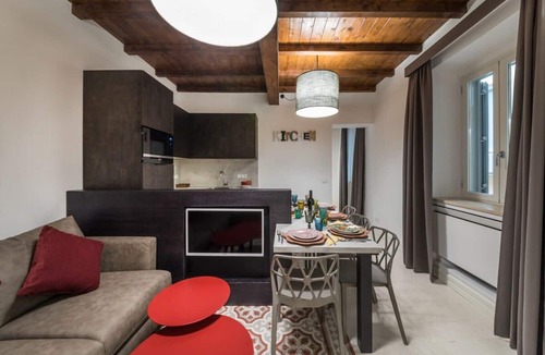 Monti Apartment | Dolcevita Panisperna 3 – Sofia Apartment