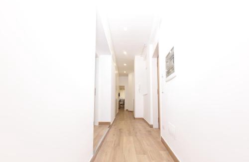 Universita House | Domina Pentagon Suites - Rome Tiburtina Guesthouse
