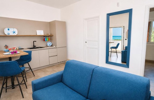 Mola di Bari House | Dominus Luxury Apartment Beach