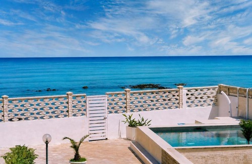 Mola di Bari House | Dominus Luxury Apartment Beach