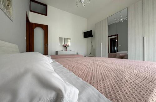 Boscoreale Apartment | Domus Caiazzo