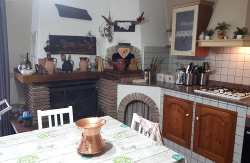 Isola Sacra Apartment | Domus Claudio Garden