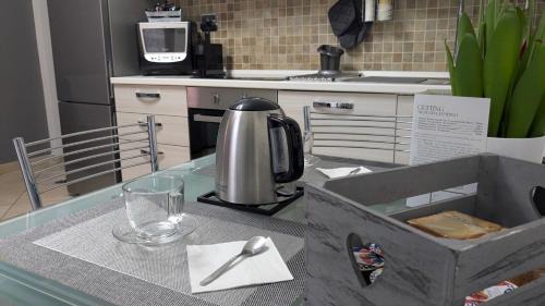 Ciampino Apartment | DOMUS Emy - intera casa a piano terra con giardino e posto auto