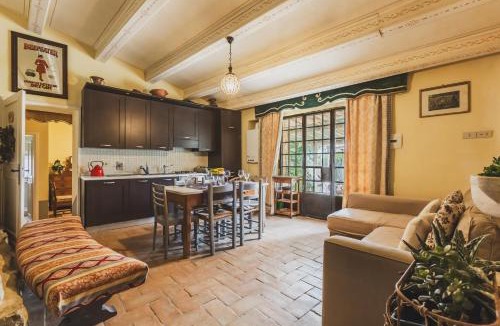 Palazzone House | Domus Etrusca