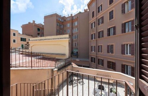 Vatican Apartment | Domus Fornaci