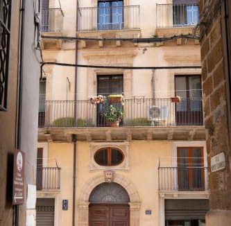 Caltagirone Apartment | Don Sturzo Apartment