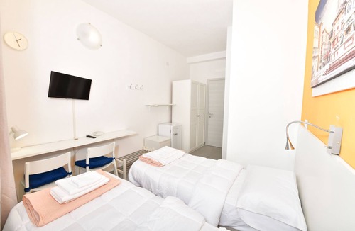 San Lazzaro di Savena House | Double room with private bathroom