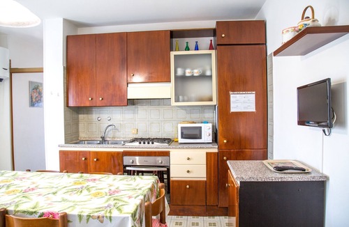 Eraclea Mare Apartment | Downtown apartment by the beach