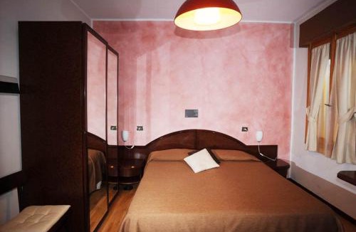 Maranello Hotel | Drake