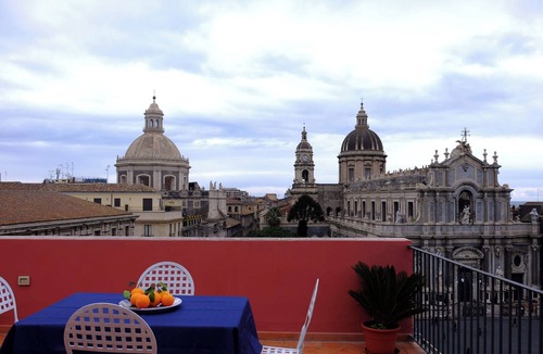 Old Town Apartment | Dream House Duomo Catania Central Piazza Duomo apartment with panoramic terrace