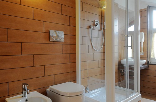 Fiumicino Hotel | E H SUITES ROME AIRPORT