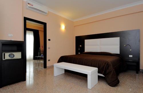 Fiumicino Hotel | EH Suites Rome Airport Euro House Hotels