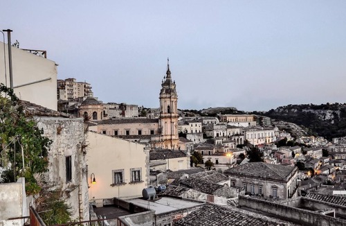Modica Apartment | Eine Terrasse über Modica by Interhome