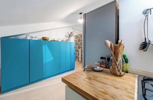 Rione II Trevi Apartment | Elegant 17th-Century Apartment in the Heart of Rome