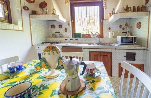 Piano di Sorrento Apartment | Elegant and cozy house inside historic villa with charm and history