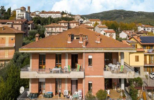 Tuoro sul Trasimeno Apartment | Elegant apartment on Lake Trasimeno