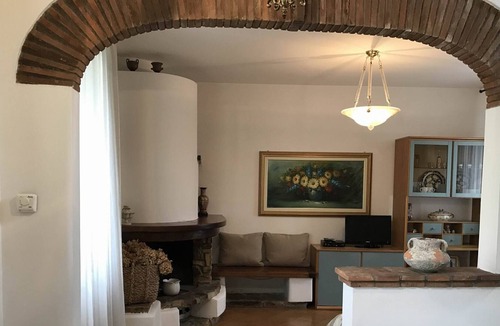 Santa Maria del Giudice House | Elegant apartment in a villa near Lucca,A/C,WI-Fi, village walking distance,A