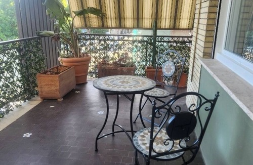 Quartiere XIII Aurelio House | Elegant Apartment Near Vatican with spacious balcony