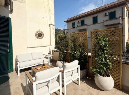 Quartiere XV Della Vittoria Apartment | Elegant Apt with Private Terrace near the Vatican - Casa Vacanze Romane