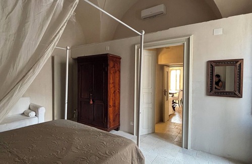 Copertino Apartment | Elegant home in the historic center of Copertino