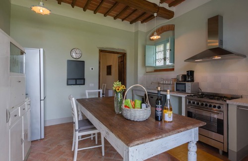 Montecchio House | Elegant villa with private pool near Cortona