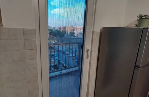 Quartiere XXXIII Lido di Ostia Ponente Apartment | Elegant Seafront Apartment in Ostia | Beach Access