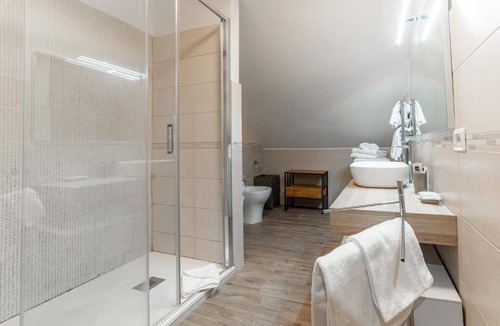 Monte Sacro Apartment | Elegant Penthouse - Metro Conca d'Oro